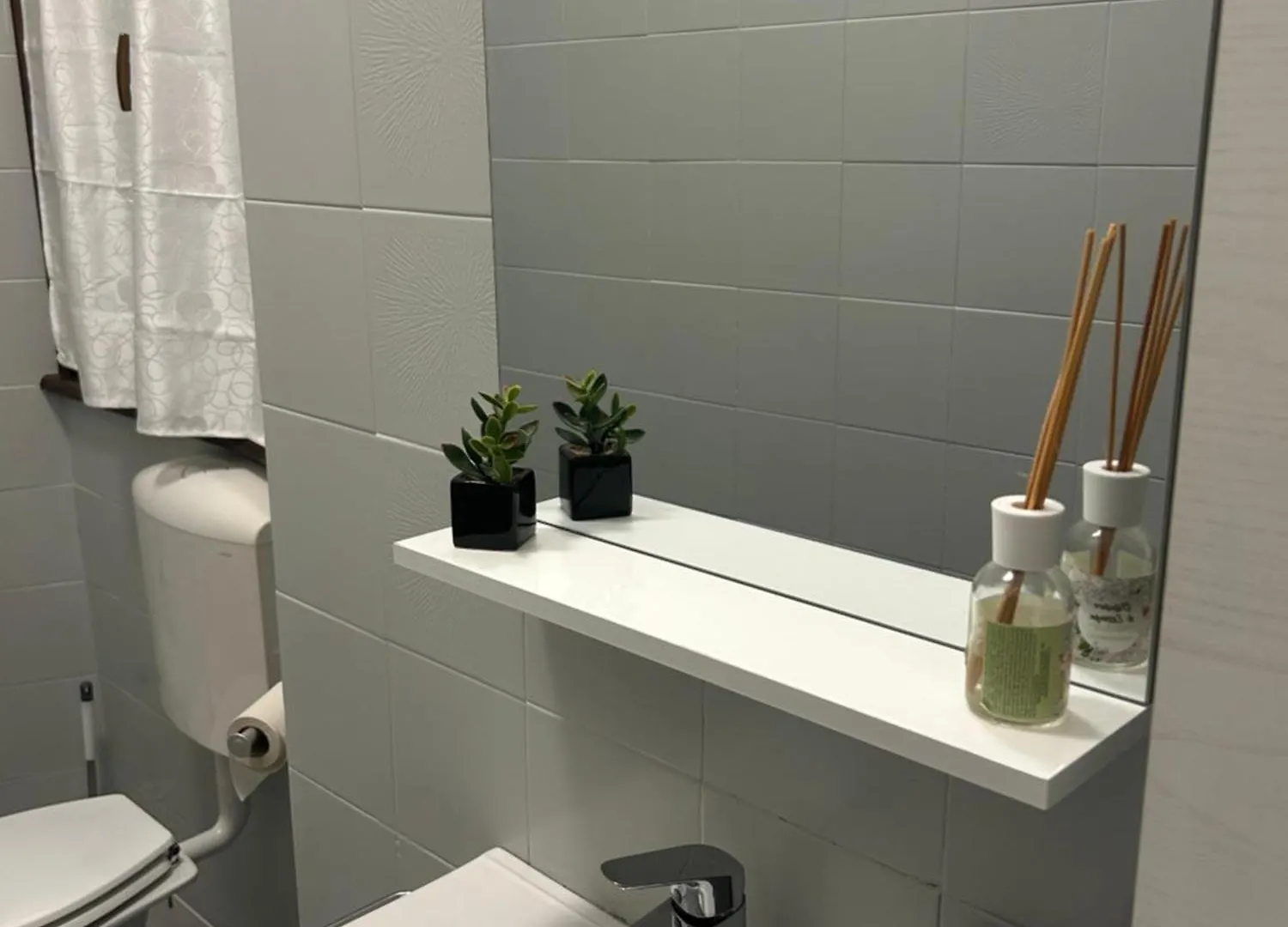Apartment Appartamento Al Borghetto Erba